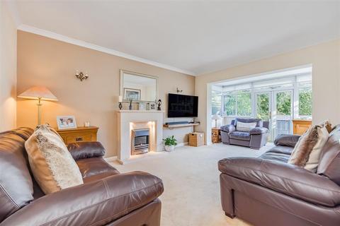 4 bedroom detached house for sale, Outwood Lane, Chipstead, Coulsdon