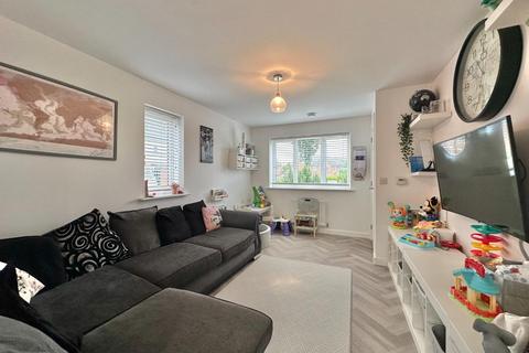 37 Bective Close, Northampton, NN2 7FF