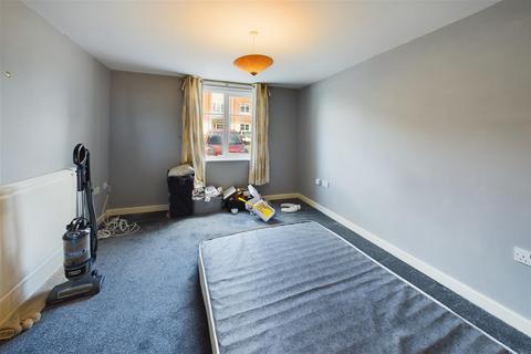 63 Hamilton Avenue, Uttoxeter, ST14 7FE