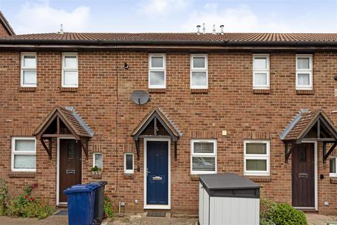 15 Clementine Close, London, W13 9UB