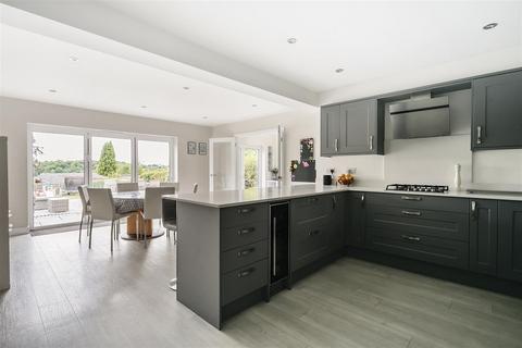 103 Berkeley Avenue, Chesham, HP5 2RS
