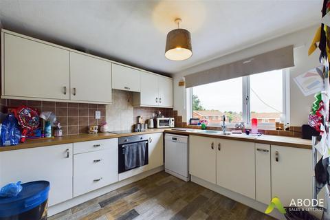 3 bedroom terraced house for sale, East Street, Burton-On-Trent DE15