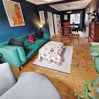 13 Grove Road, Rochester, ME2 4BX