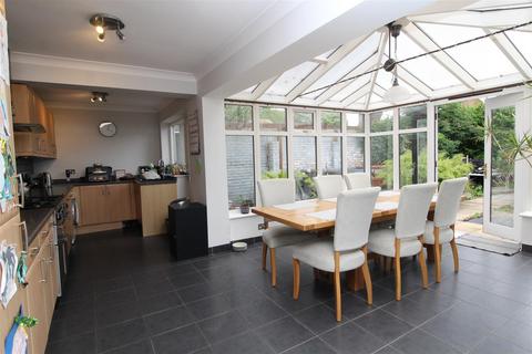 5 bedroom detached house for sale, Mill Field, Broadstairs