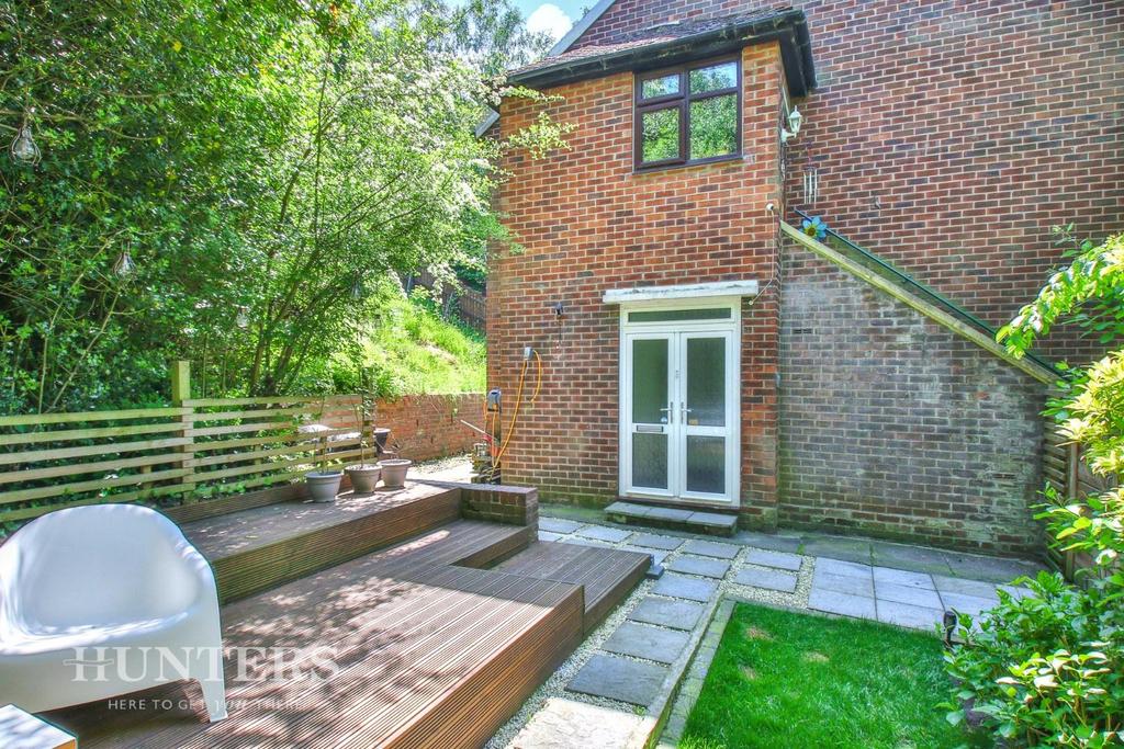 Rochdale Road, Manchester M9 2 bed flat for sale £130,000