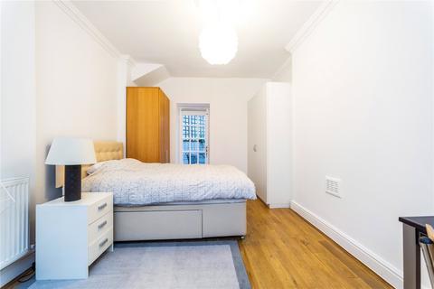 1 bedroom flat for sale, Winchester Street, Pimlico., London, SW1V