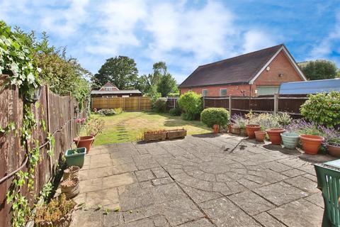 3 bedroom semi-detached house for sale, Bridge Road, Park Gate, Southampton