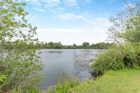 3 bedroom terraced house for sale, The Lakes, Larkfield