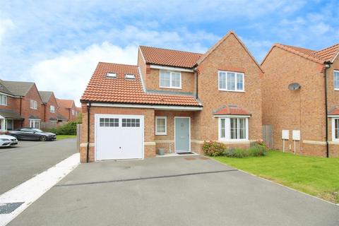 4 bedroom detached house for sale, Bishops Court, Leeds LS25