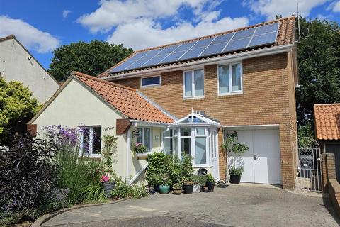 42 Barley Mead, Danbury, Chelmsford, CM3 4RP