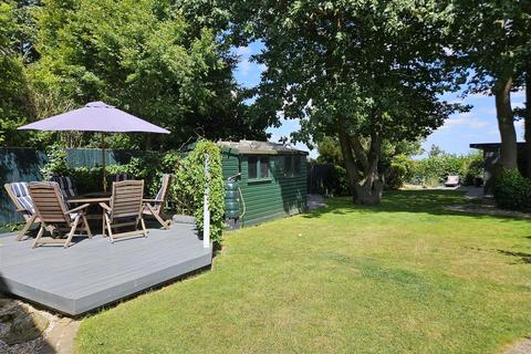 42 Barley Mead, Danbury, Chelmsford, CM3 4RP