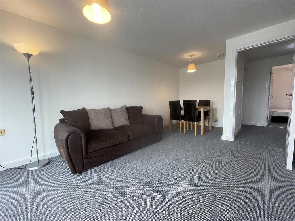 Livingroom.jpeg