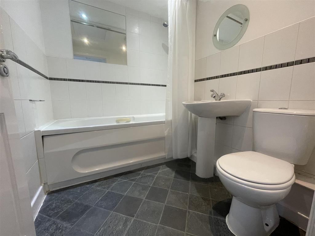 Bathroom.jpeg