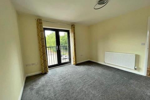 1 bedroom flat for sale, Fleur Gardens, Robinia, Tamworth