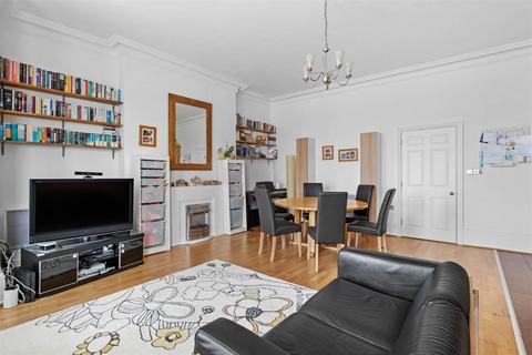 2 bedroom apartment for sale, Clarence Terrace, Warwick Street, Leamington Spa