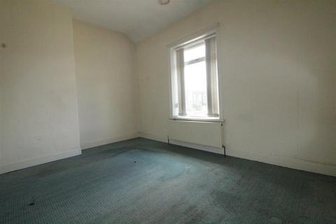 2 bedroom semi-detached house for sale, Copeland Street, Bradford