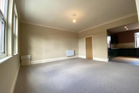 2 bedroom duplex to rent, Barlow Moor Road, Chorlton