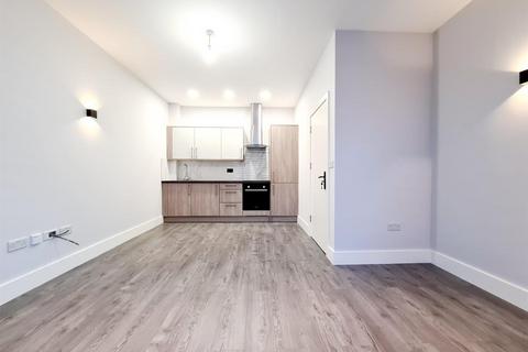 1 bedroom flat to rent, Queens Road, Canary House