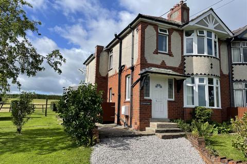 3 bedroom semi-detached house to rent, Picton Road, Penyffordd