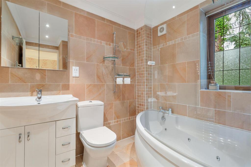 En Suite.jpg