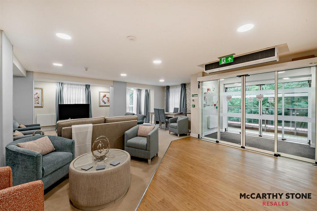 Homeowners Lounge