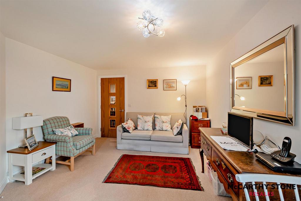 Living Room: