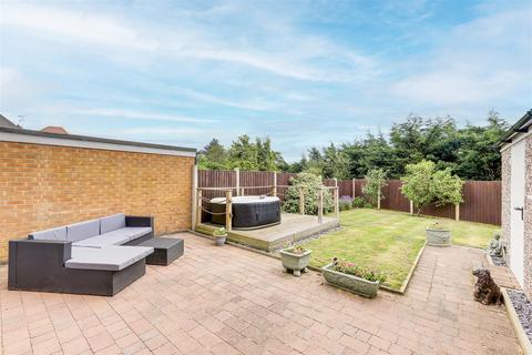 4 bedroom detached house for sale, Brookside Close, Long Eaton NG10