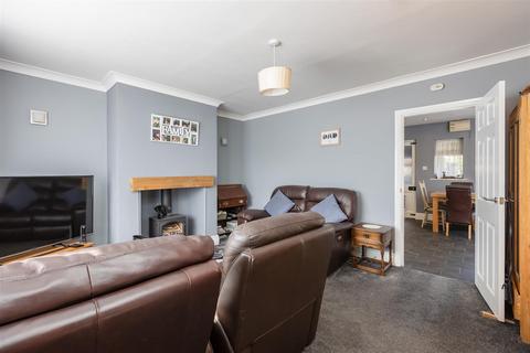 43 Goslipgate, Pickering, YO18 8DQ