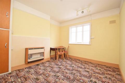 3 bedroom semi-detached house for sale, Woodfield Road, Copthorne, Shrewsbury