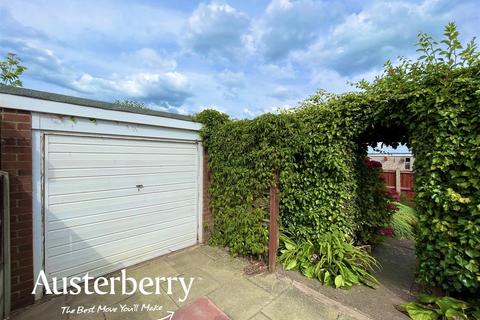 14 Turnberry Drive, Stoke-on-trent, ST4 8EZ