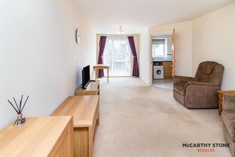 1 bedroom apartment for sale, High Street North, Dunstable