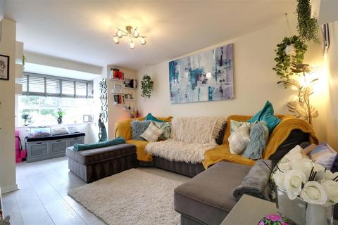 32 Collerick Close, Alsager, Stoke-on-trent, ST7 2ZX