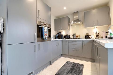 32 Collerick Close, Alsager, Stoke-on-trent, ST7 2ZX