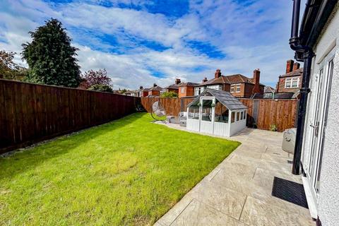 2 bedroom semi-detached bungalow for sale, Broadgate Gardens, Linthorpe, Middlesbrough, TS5 5LR