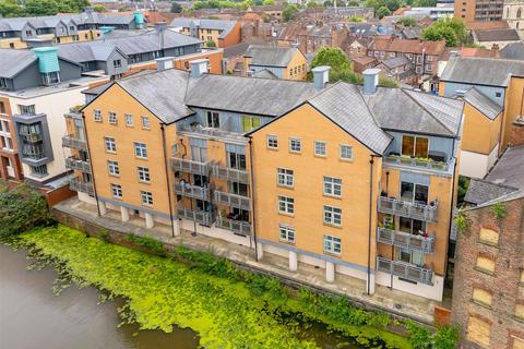 3 bedroom apartment for sale, Dixons Yard, Off Walmgate, York, YO1 9SX