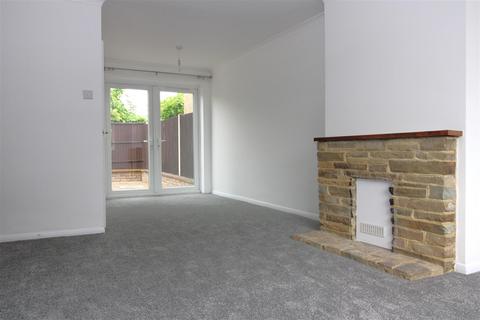 2 bedroom end of terrace house to rent, Maple Walk, Rustington, Littlehampton