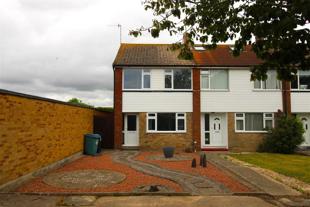 Maple Walk, Rustington, Littlehampton 2 bed end of terrace house to