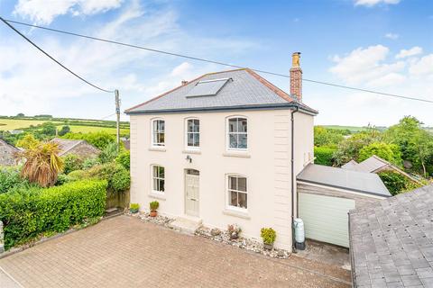 4 bedroom detached house for sale, St. Keverne, Helston