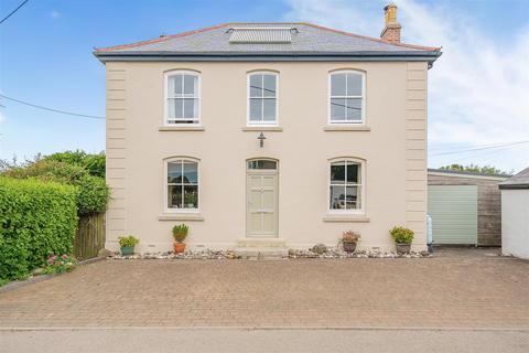 4 bedroom detached house for sale, St. Keverne, Helston