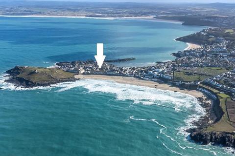 10 Barnaloft, St Ives, TR26 1NJ