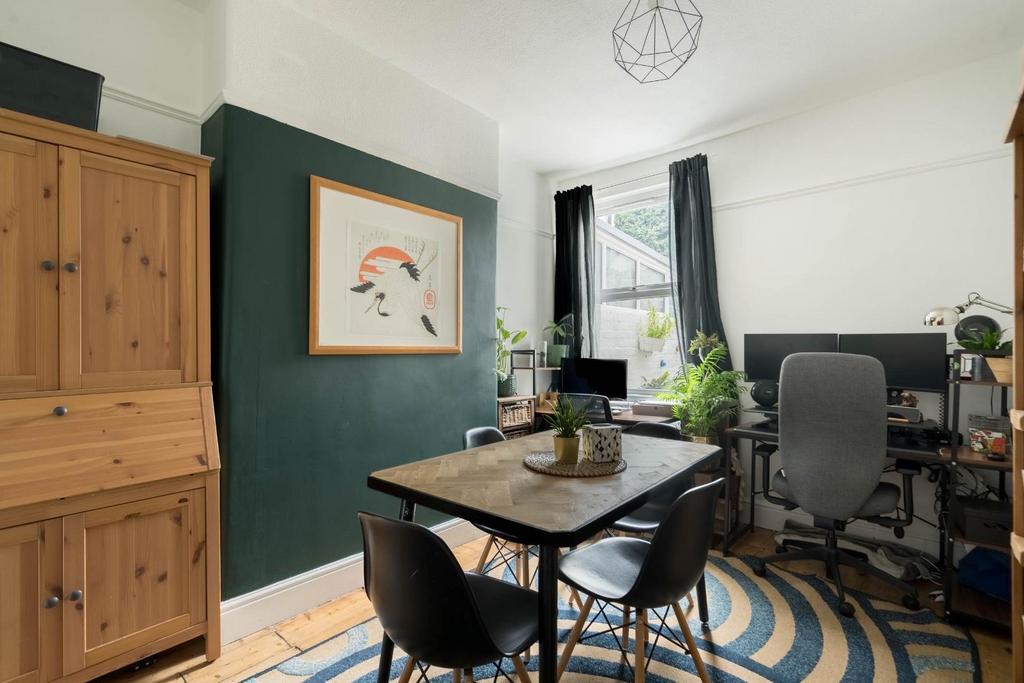 8 COTHEAST-dining room-1.jpg
