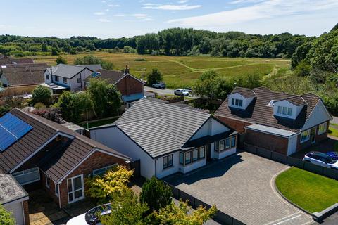 3 bedroom bungalow for sale, Dunes Drive, Formby