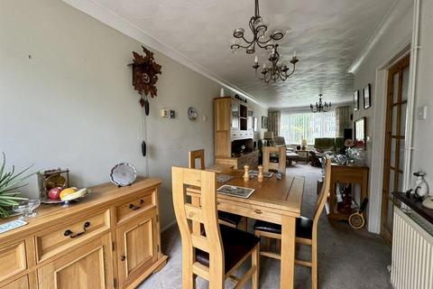 3 bedroom detached house for sale, Martin Way, Calne SN11