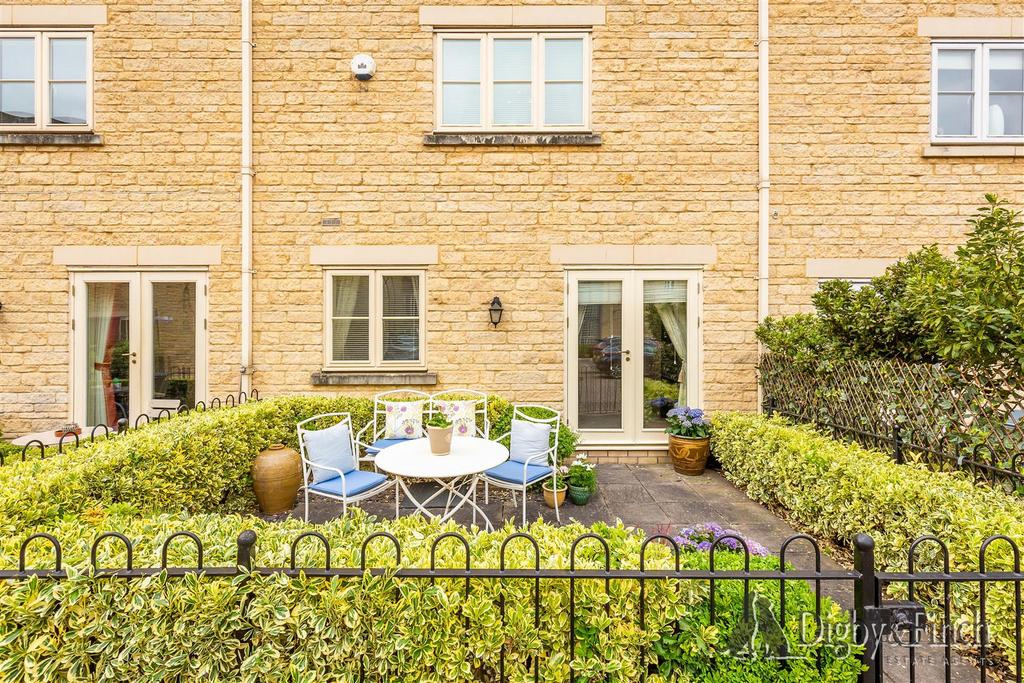 Watermarked 8 Albert Road, Stamford23.jpg