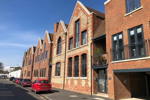 3 bedroom apartment for sale, 18 Caxton House, Ham Road, Shoreham-By-Sea BN43