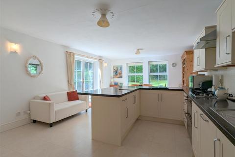 Blackmore Lodge Blackmore End, Hanley Swan, Worcester, WR8 0EE