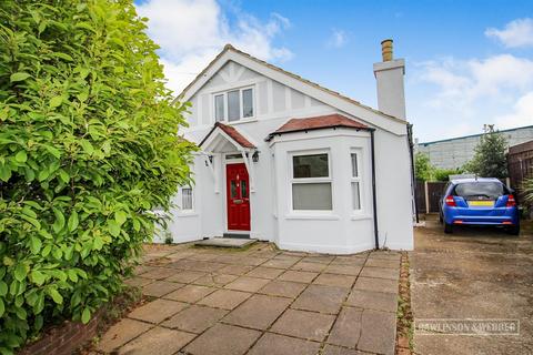 3 bedroom detached bungalow for sale, Monks Avenue, West Molesey KT8