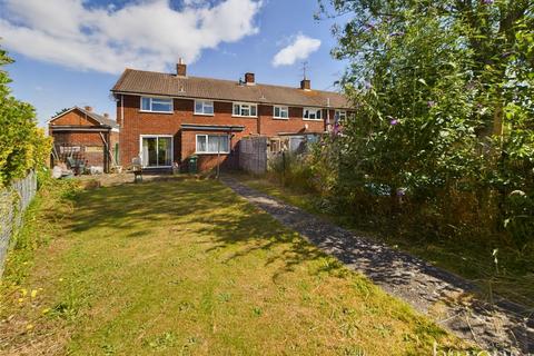 3 bedroom end of terrace house for sale, St. Peters Road, Basingstoke RG22