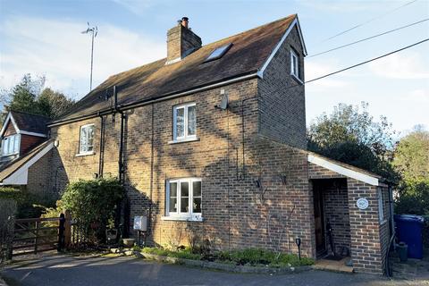 3 bedroom semi-detached house for sale, Chiddingfold - *No Onward Chain*