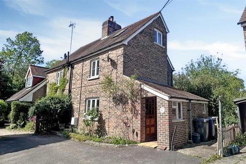 3 bedroom semi-detached house for sale, Chiddingfold - *No Onward Chain*